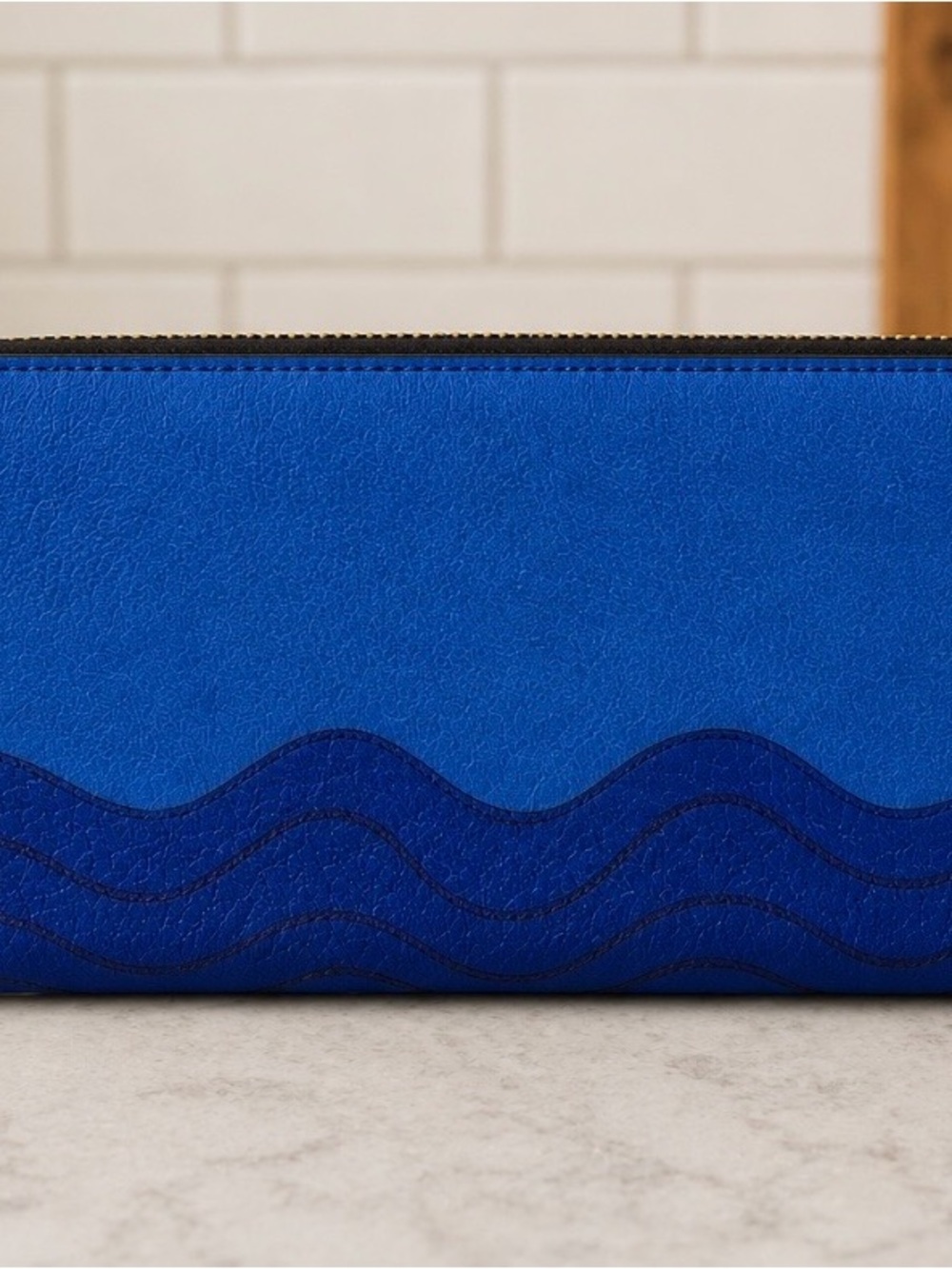 Tory Burch Kerrington Parrot Zip Continental Wallet New with tag - Picture 3 of 4